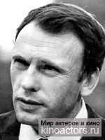 -  / Jean-Louis Trintignant